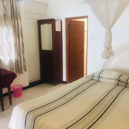 Hotel Hemadan Бентота Екстериор снимка