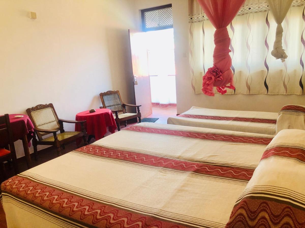 Hotel Hemadan Бентота Екстериор снимка