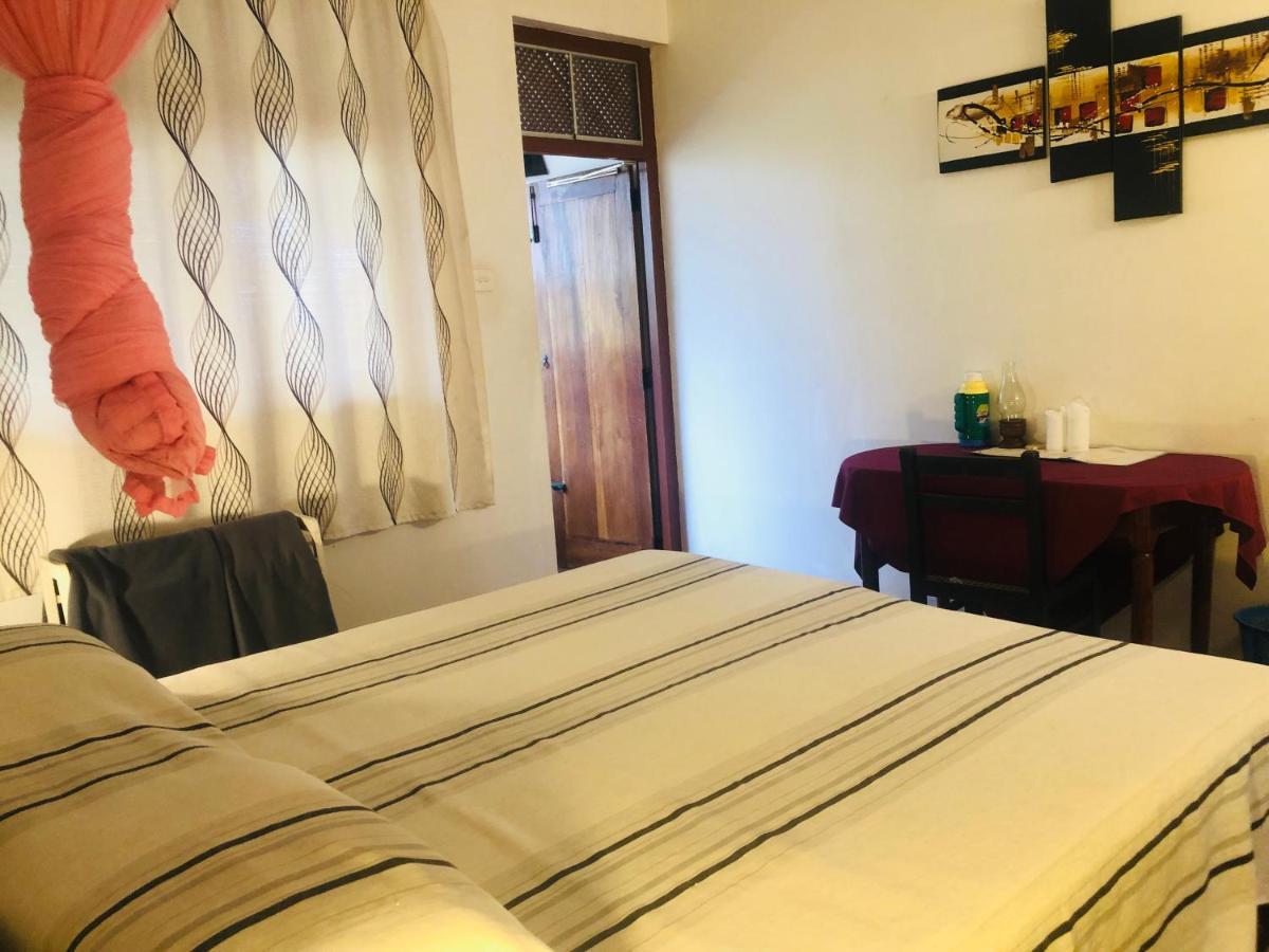 Hotel Hemadan Бентота Екстериор снимка